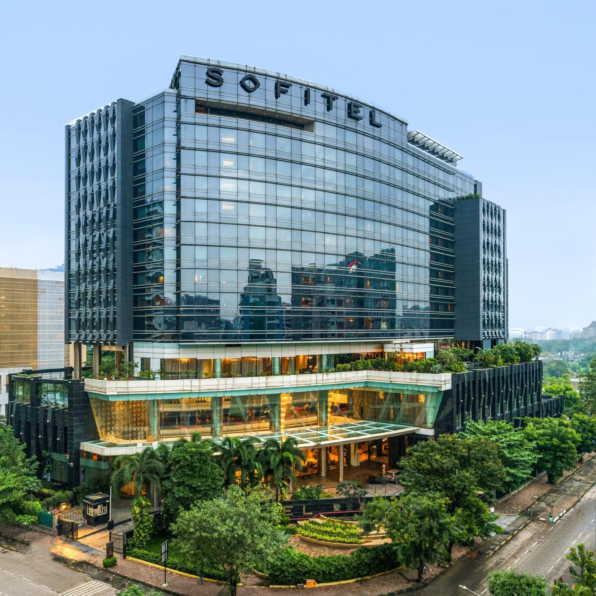 Sofitel Mumbai Bkc Bombaim Exterior foto Sofitel Philippine Plaza Hotel