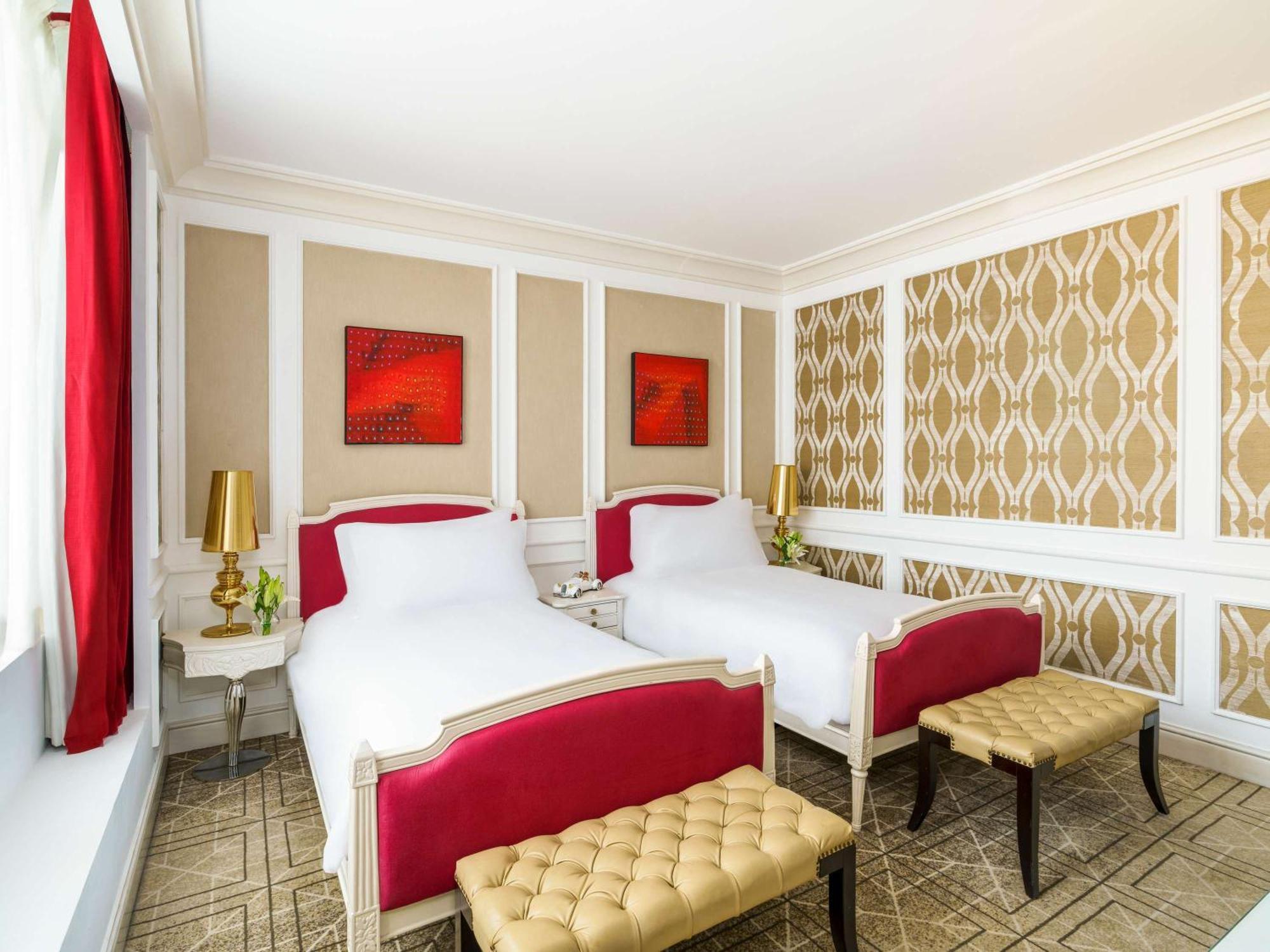 Sofitel Mumbai Bkc Bombaim Exterior foto A room at the hotel