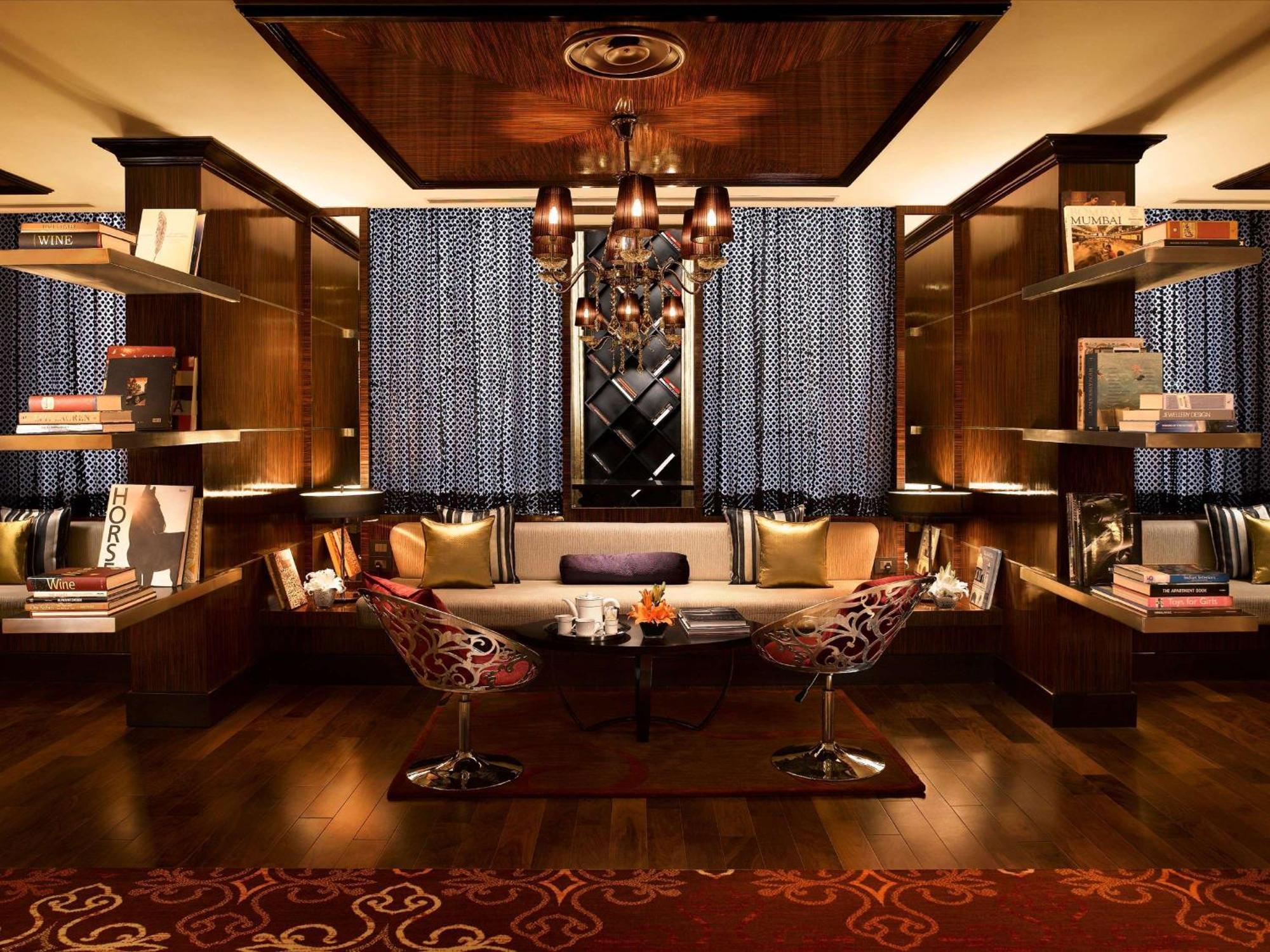 Sofitel Mumbai Bkc Bombaim Exterior foto Library